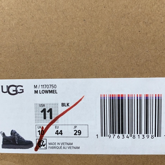 UGG LOWMEL - Picture 7 of 7